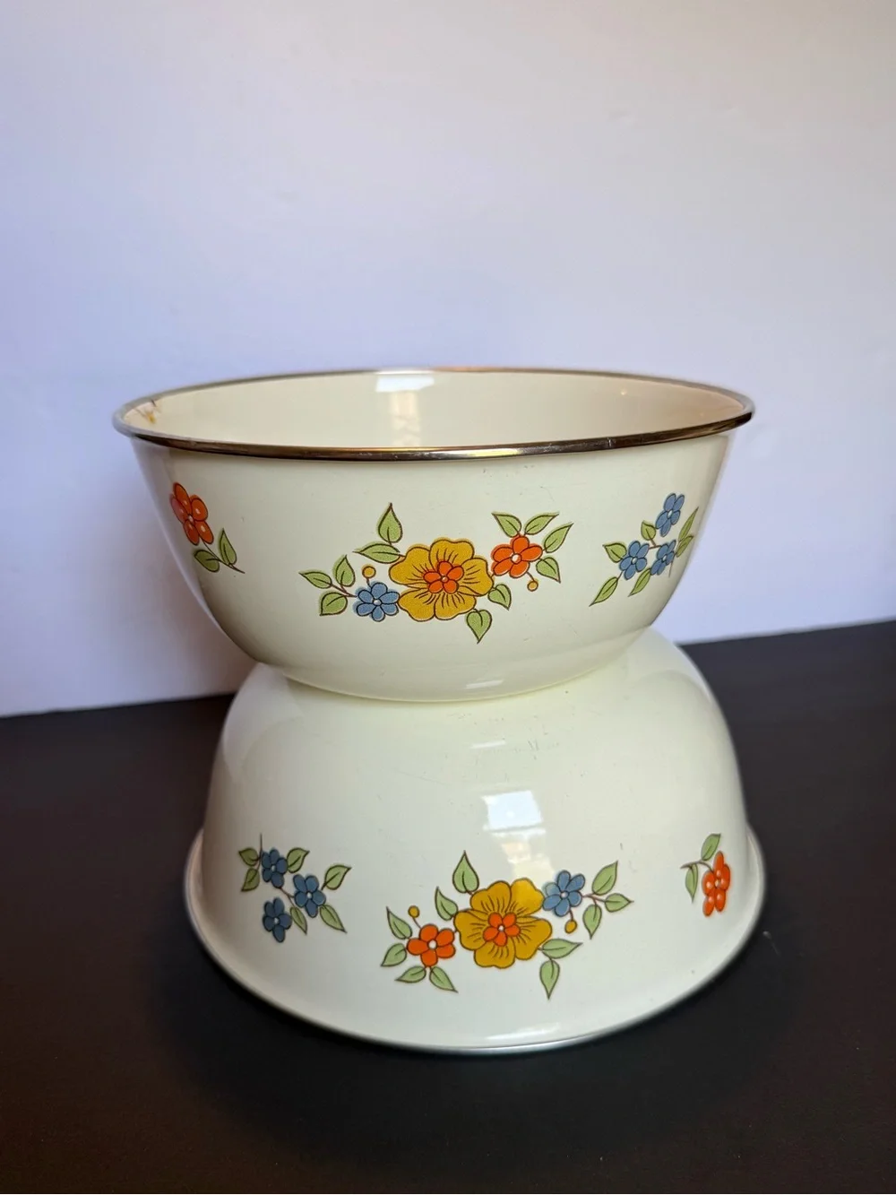 Vintage Metal Coated mixing bowls Cottagecore/ GrannyCore